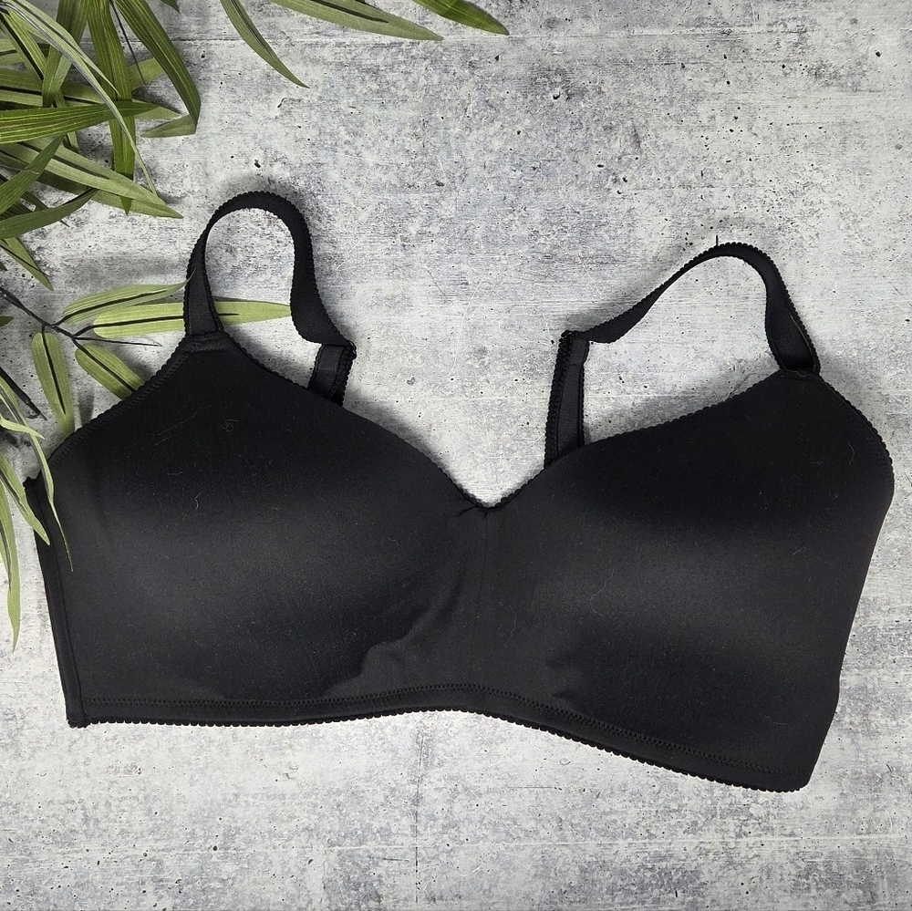 Adore Me | Black Johanna Sooth Contour Wireless Bra in Jet Black Size 38G
